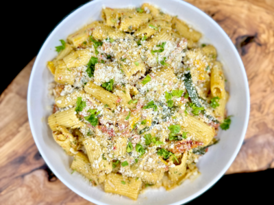 Roasted Red Pepper Pesto Pasta